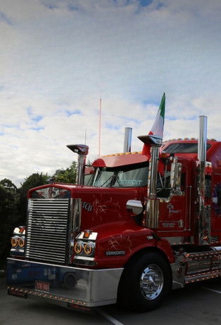 Rides Down Under: Aussie Truckers (TV Series 2023– ) 2023